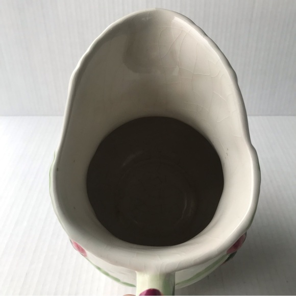 Vintage Pitcher With Embossed Strawberries, Leaves And Vines Portugal - Picture 5 of 10